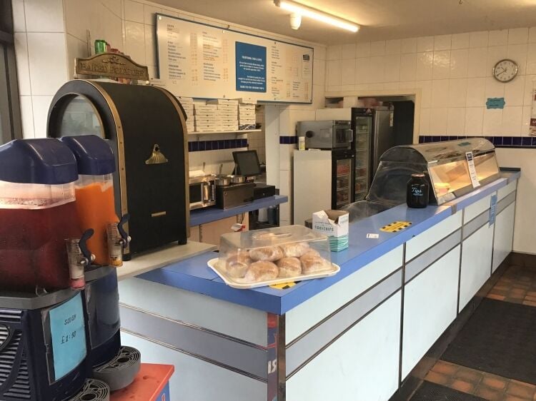 EXCELLENT FISH & CHIP SHOP WITH OWN FLAT, BRIDGEND Photo 4