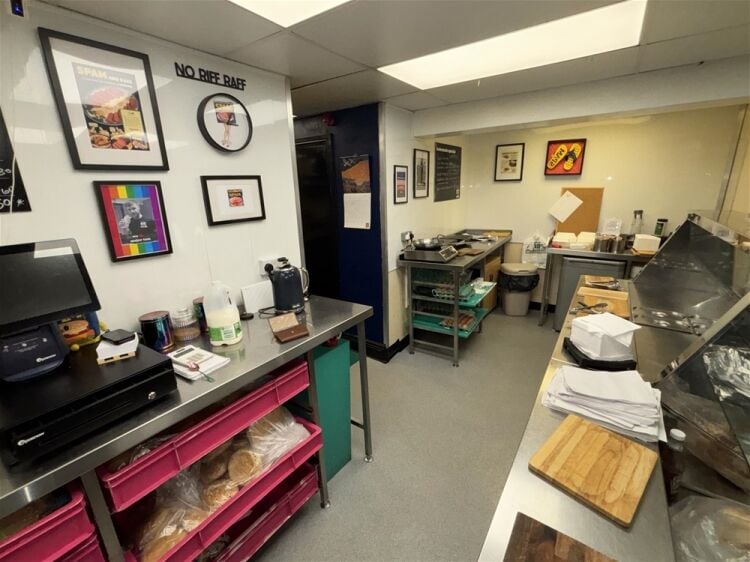 Cafe & Sandwich Bars For Sale in Leeds Photo 4