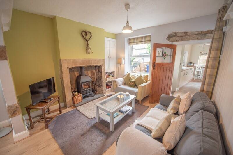 Exceptional, Established Holiday Cottage in the picturesque village of Cononley Photo 4