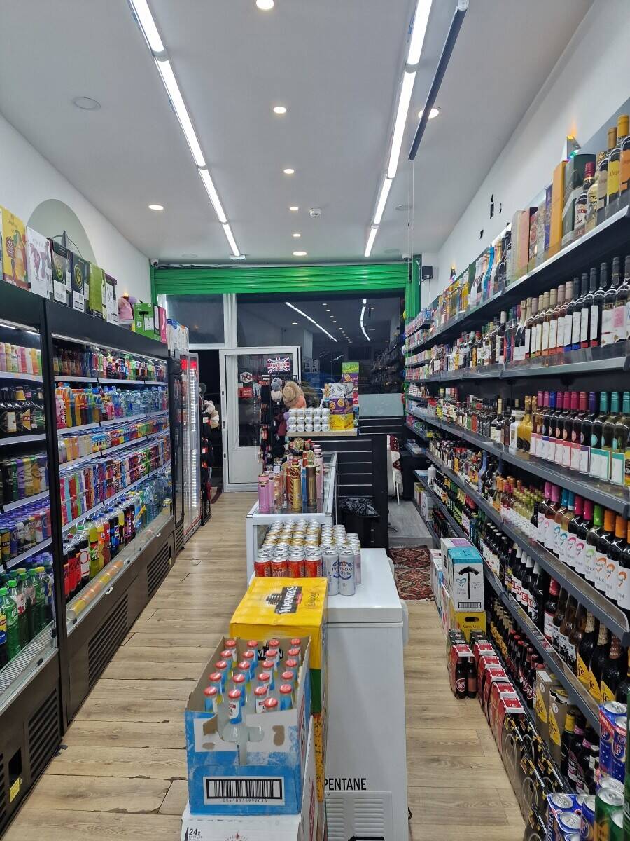 Busy Convenience Store & Off Licence – Prime High Street Location, High End Residential Area Photo 4