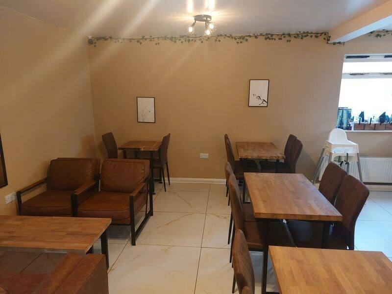 Cafe and Tea Rooms For Sale in Copmanthorpe, York. Photo 4