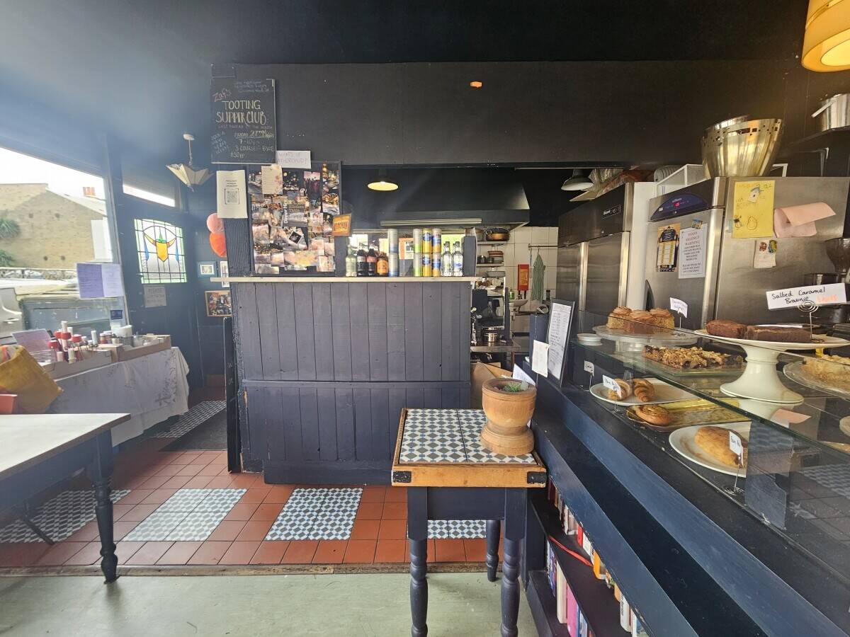 Prominent Corner Café Opportunity – Tooting Bec must be seen.