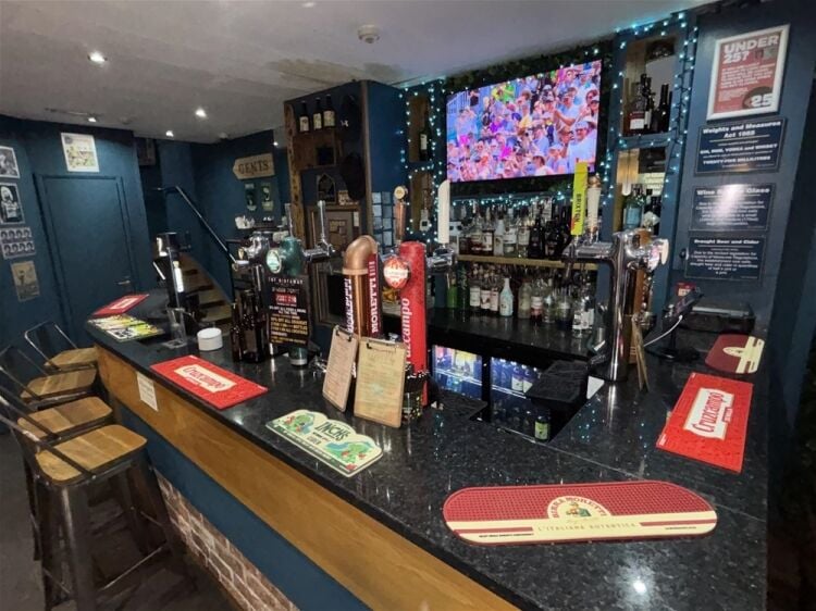Cafe & Sandwich Bars For Sale in Pontefract Photo 4