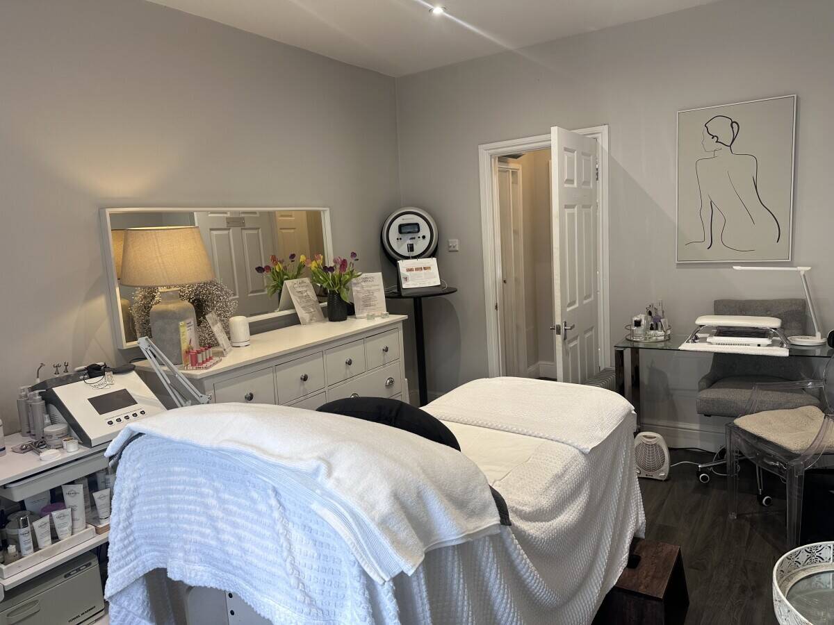 Beauty Salon for Sale in Devon, Budleigh Salterton