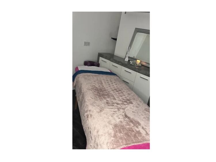Where Beauty Shines – Stylish Birmingham Beauty Salon