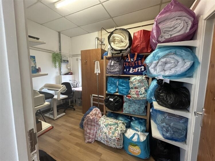 Launderette & Dry Cleaners For Sale in Port Talbot Photo 4