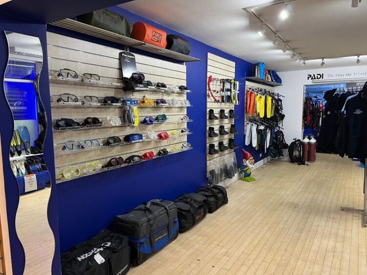 Dive Into Ownership – Thriving Scuba Business for Sale Photo 4