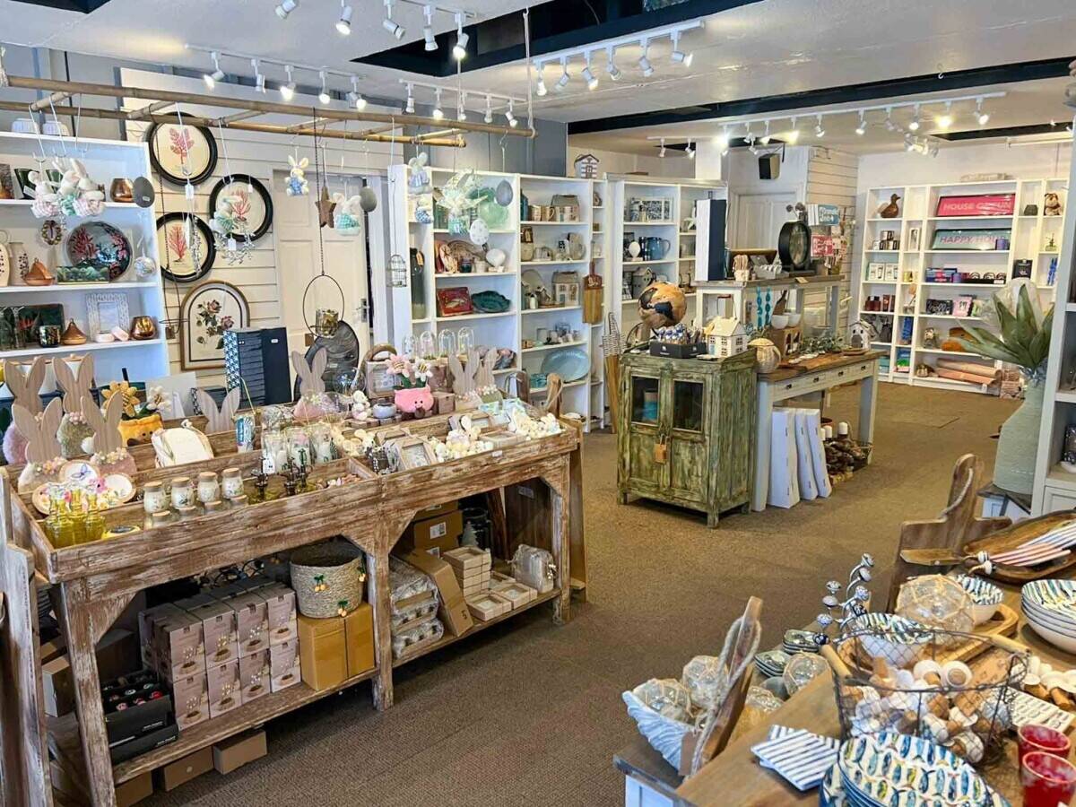 Thriving Harbour front Gift & Homeware Shop in Prime Brixham Location Photo 4