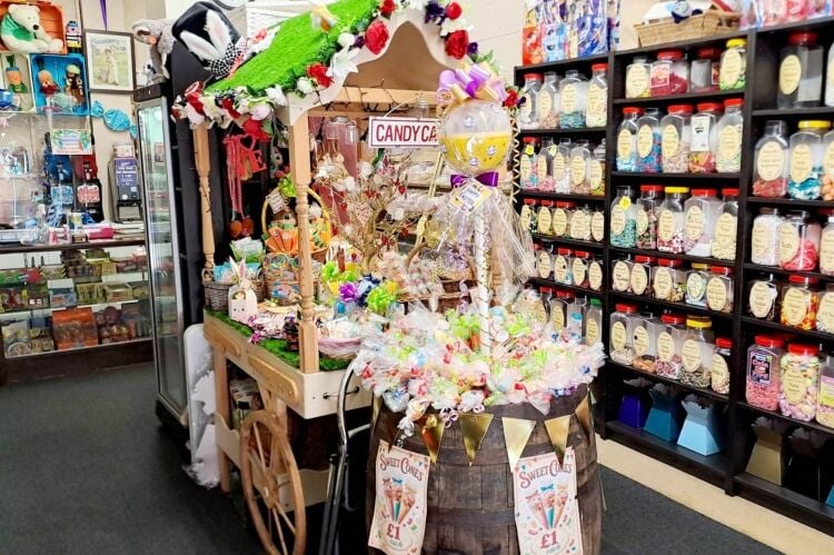 Established Traditional Sweet Shop - Telford Photo 4