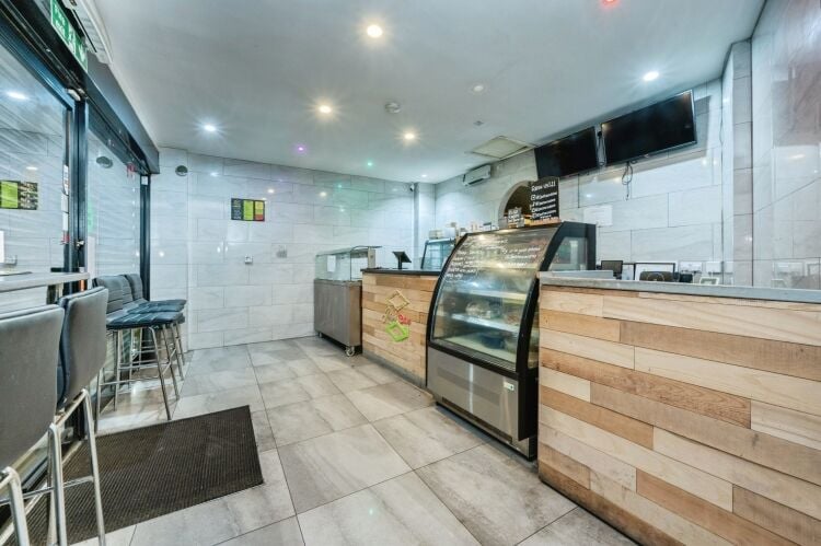 Established Caribbean Takeaway - Luton