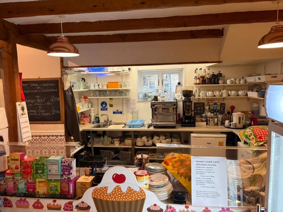 Well-Known Café Snack Bar Business Photo 4