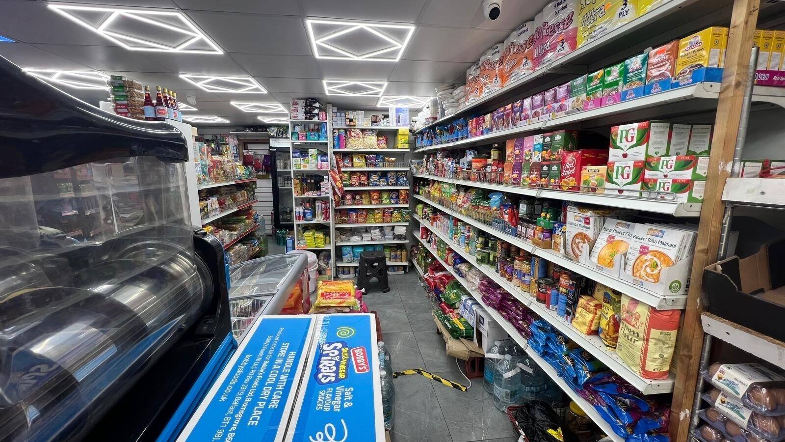 PRIME OFF LICENCE LEASE FOR SALE IN BUSY LOCATION IN SOUTHALL WITH HIGH POTENTIAL TO INCREASE SALES.