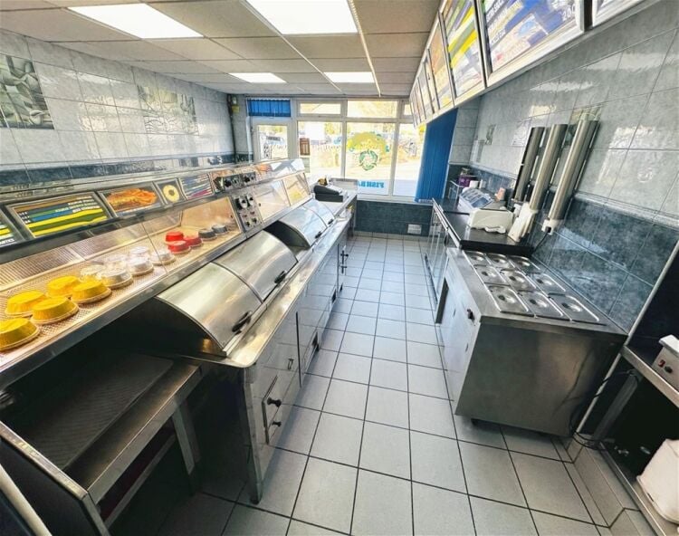 Long-established fish & chip shop, busy Markfield village Photo 4