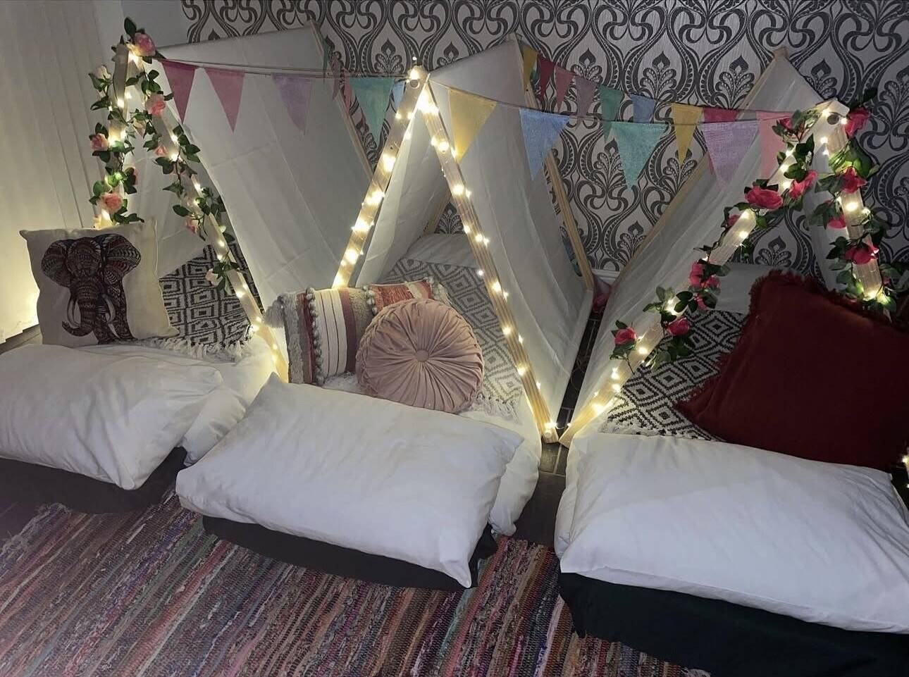 Teepee sleepover business
