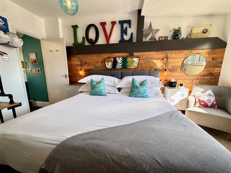 Charming Boutique Guest House set in the heart of the South Hams For Sale in Kingsbridge Photo 4