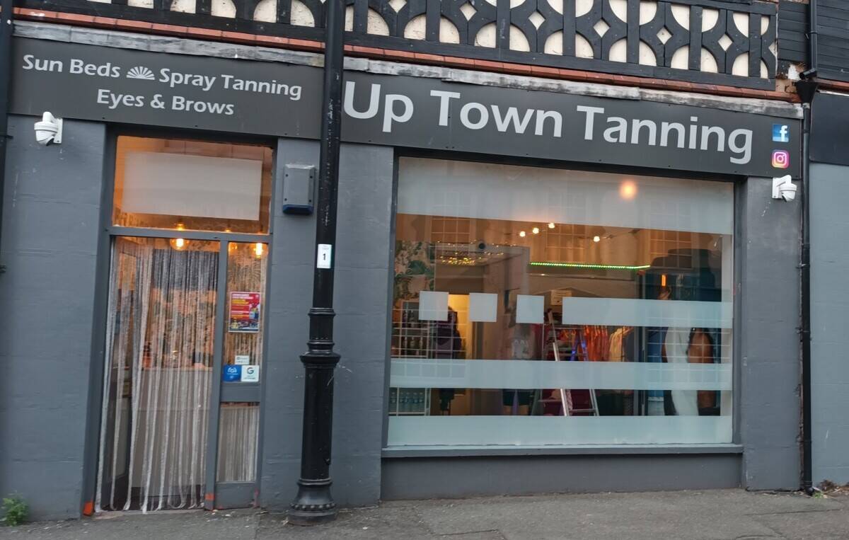 Tanning Salon for sale in Abergele North Wales Photo 4