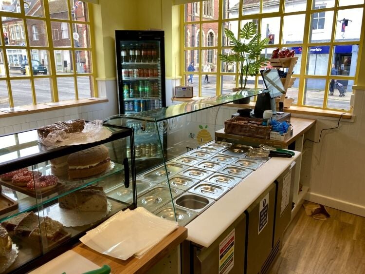 SANDWICH BAR/FOOD TO GO