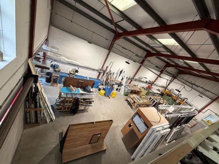 EXCELLENT WINDOW/DOOR MANUFACTURER & SUPPLIER, MONMOUTHSHIRE