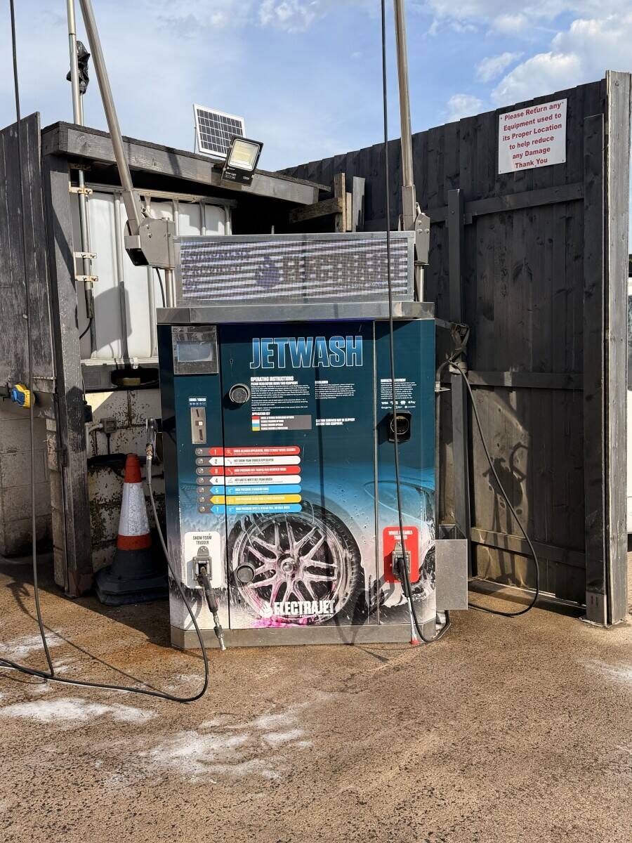 Established Car Wash and Valet Centre business for sale in Clydebank, Glasgow Photo 4