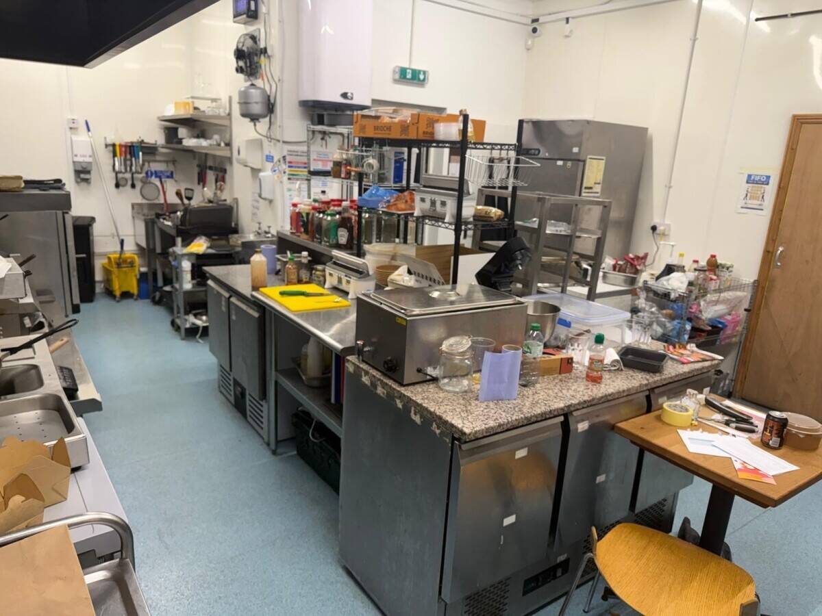 UNDERGO CAFE,  17 ALBERT ROAD, MIDDLESBROUGH,  TS1 1PQ