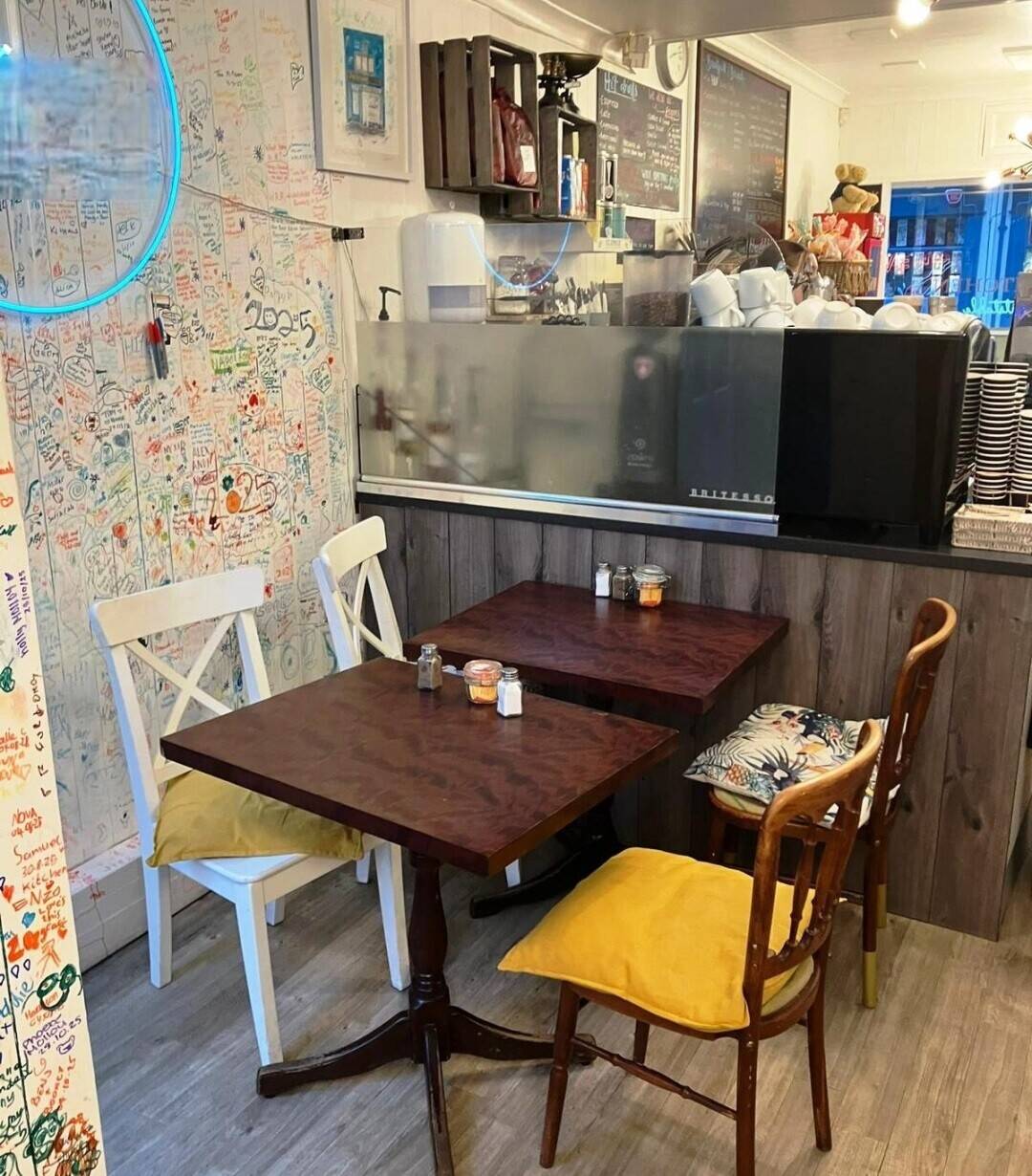 CAFÉ / COFFEE SHOP – FOR SALE – WHITSTABLE, KENT Photo 4