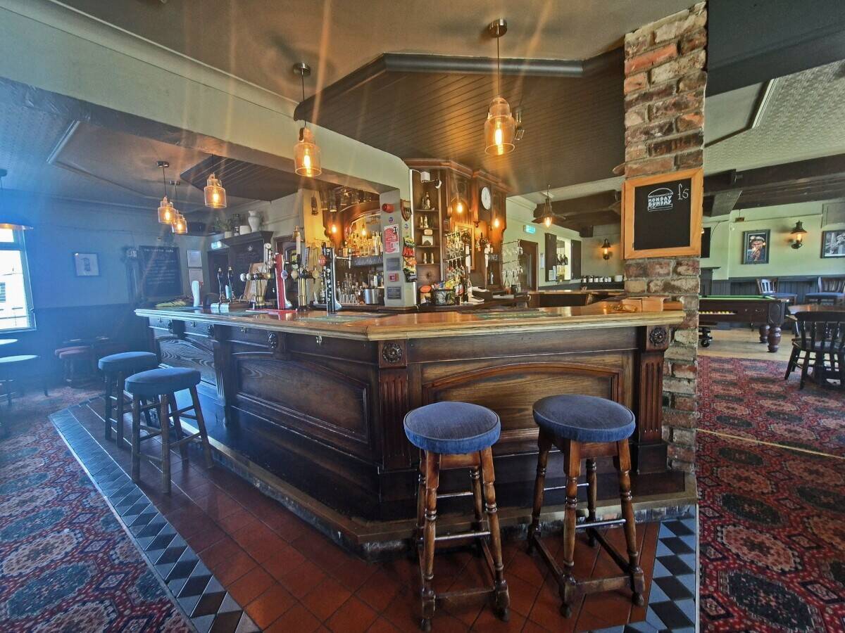 TYNE & WEAR - PROFITABLE VILLAGE PUB