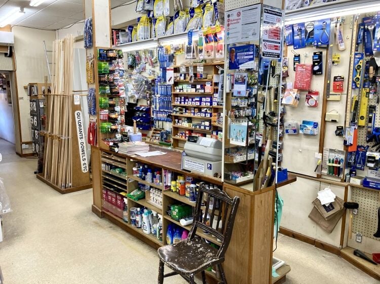 DIY, HARDWARE, & HOUSEHOLD STORE Photo 4