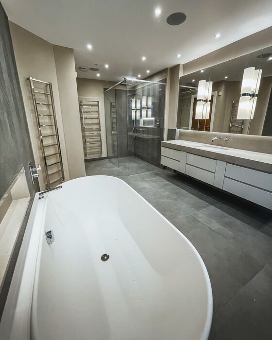 Leading UK Specialist Sealant Contractor | Profitable, Accredited Workforce.