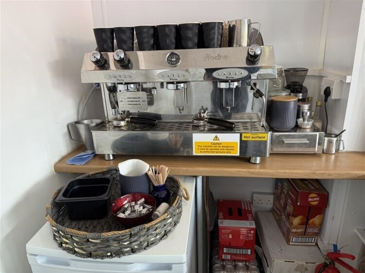 Cafe & Sandwich Bars For Sale in Wakefield Photo 4