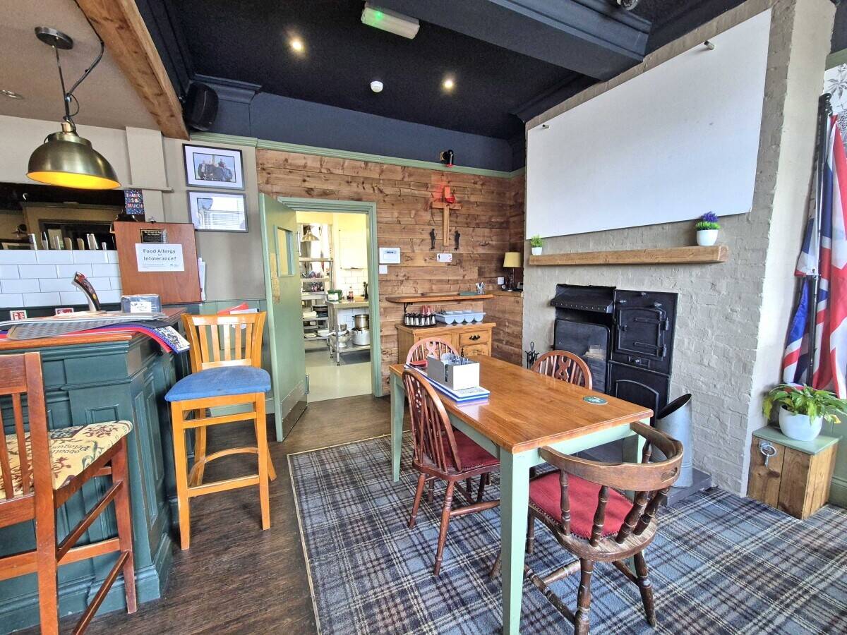 COUNTY DURHAM - INVESTMENT SALE/ COMMUNITY PUBLIC HOUSE Photo 4