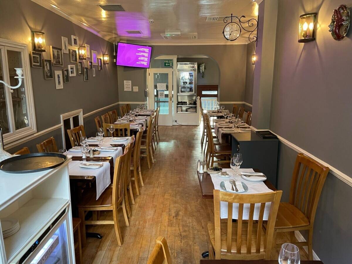 Long-Established, Iconic, Profitable Portuguese Restaurant and Bar -South London Photo 4