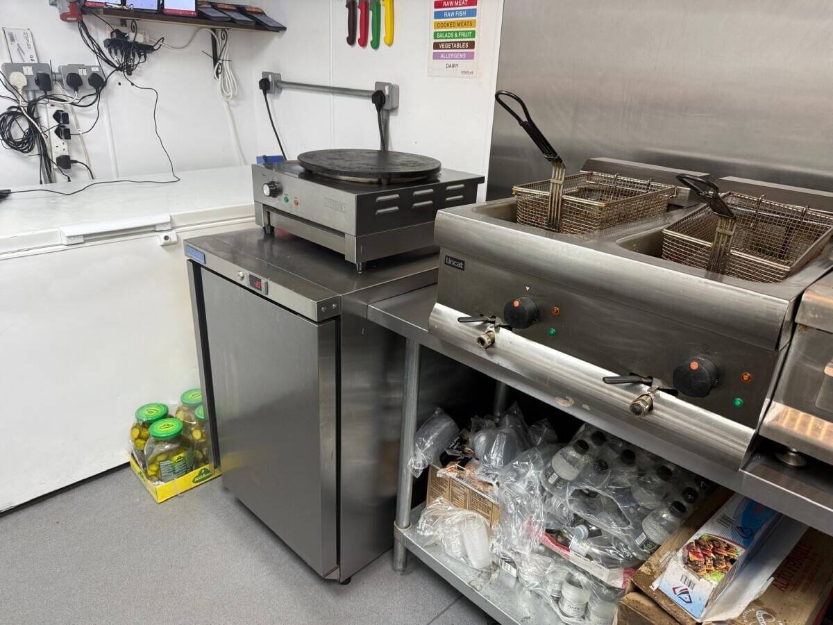 Extremely busy Dark Kitchen for sale