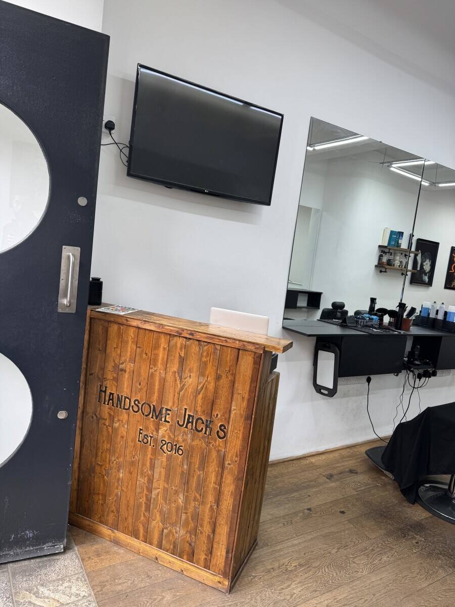 Barbershop For Sale in Finnieston Photo 4