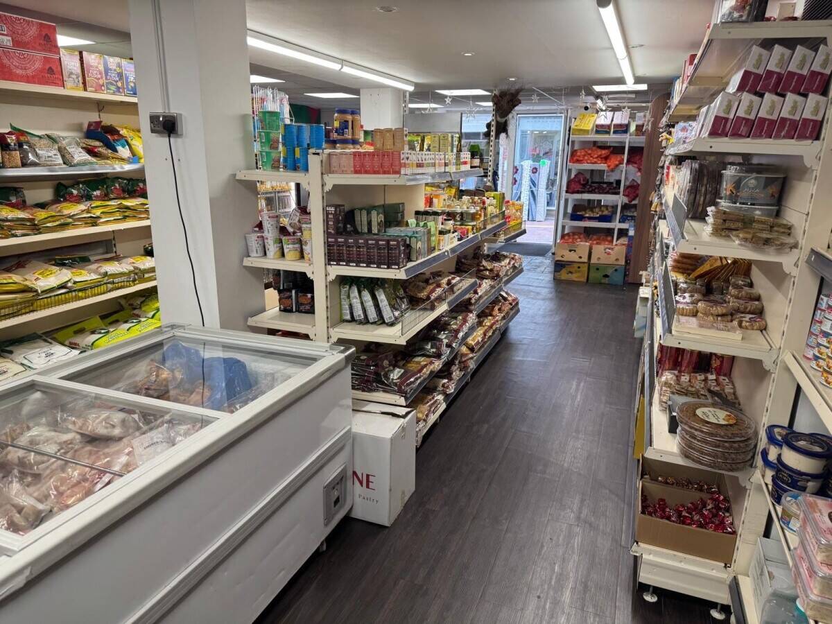 Grocery shop for sale with Halal Butchers Photo 5