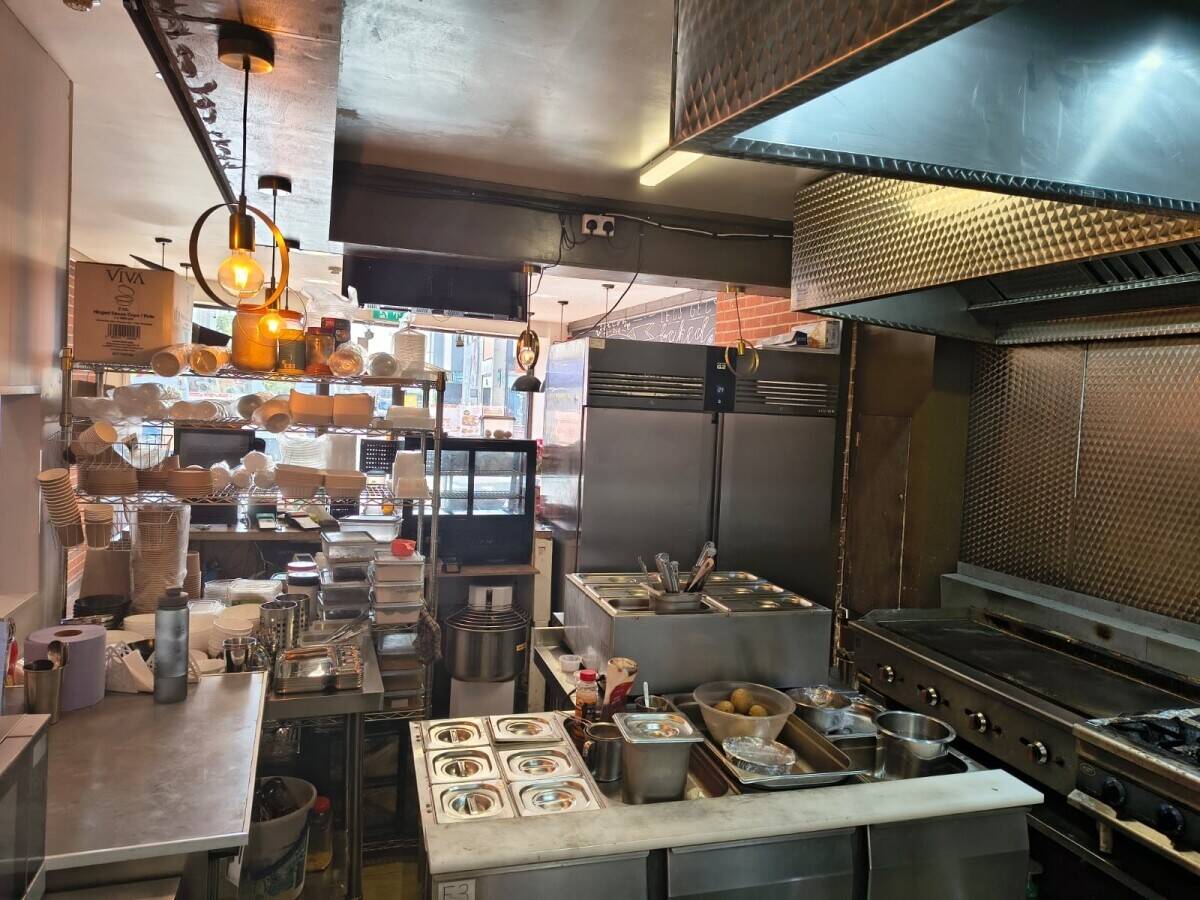Niche South Indian Restaurant and Takeaway for Sale in Beeston Photo 4