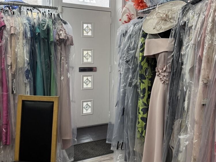 Clothing & Accessories For Sale in Barnsley Photo 4