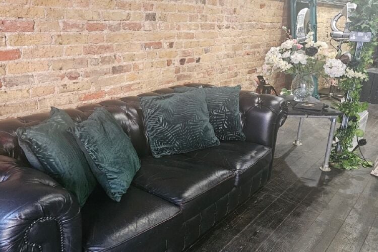 Thriving Hair Salon - Kent