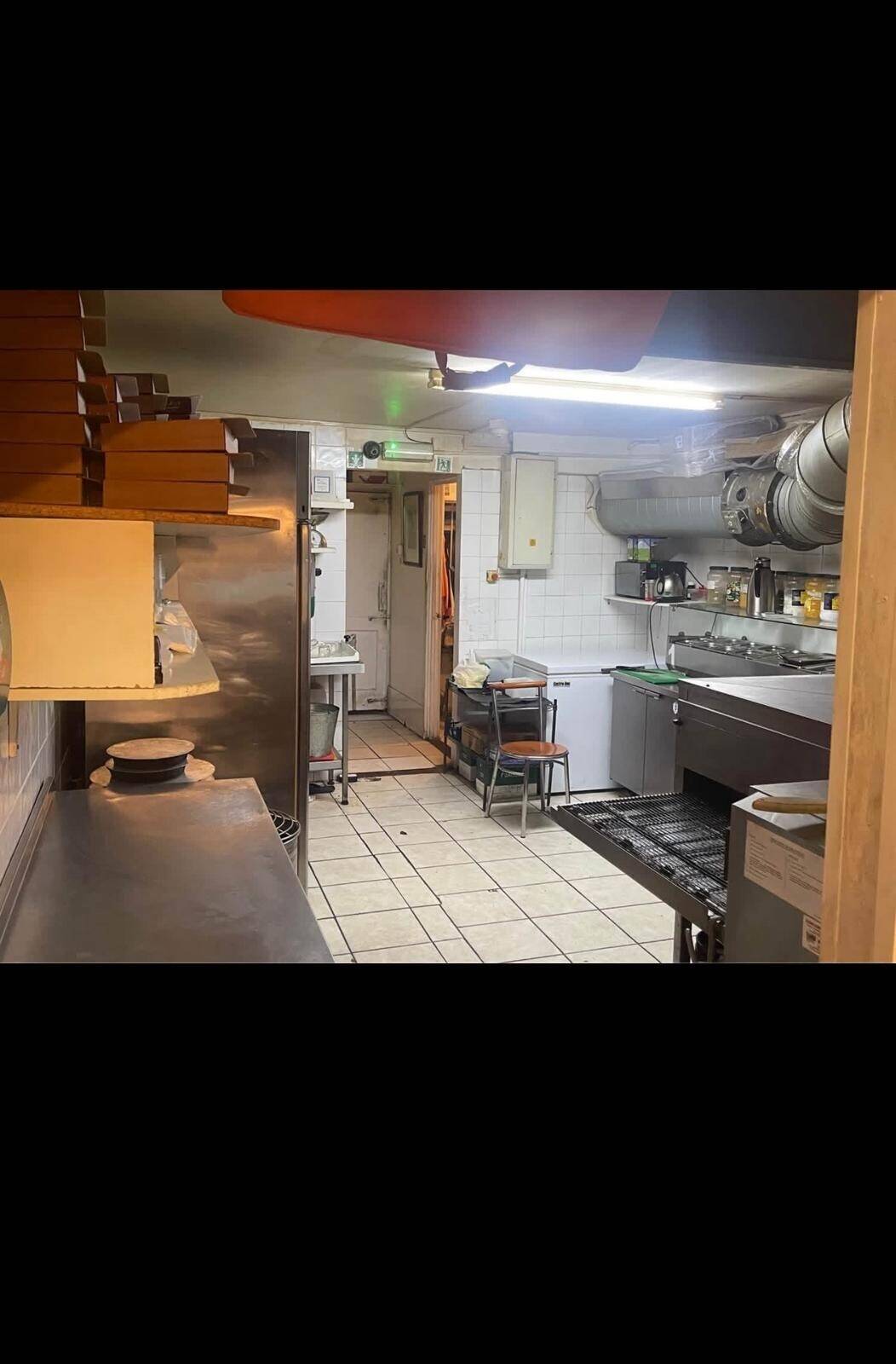 Takeaway Restaurant for Sale in Northolt, London Photo 5