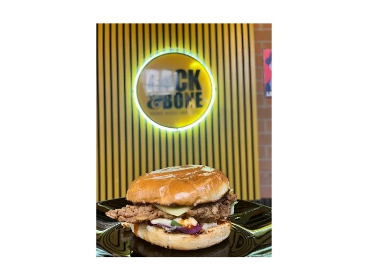 Feast Your Eyes – Trendy Smokehouse & Grill Sensation