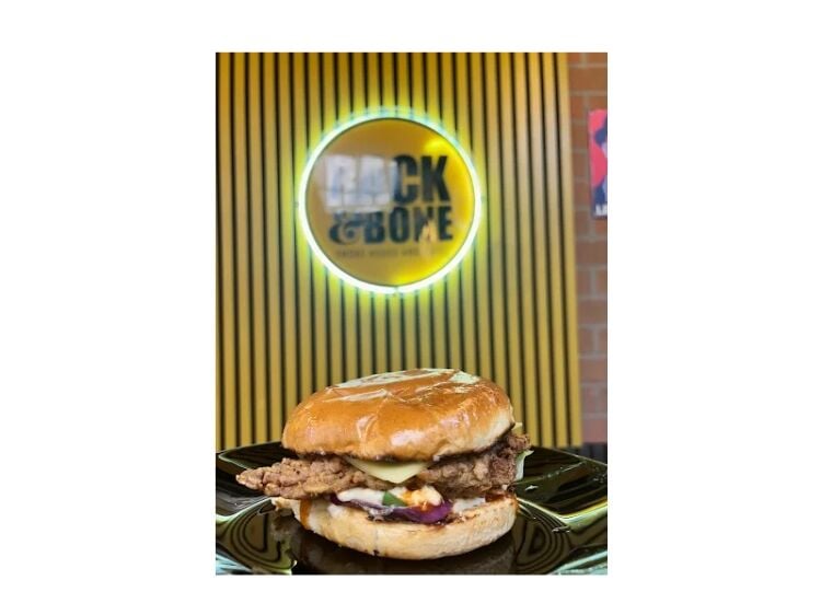 Feast Your Eyes – Trendy Smokehouse & Grill Sensation Photo 4