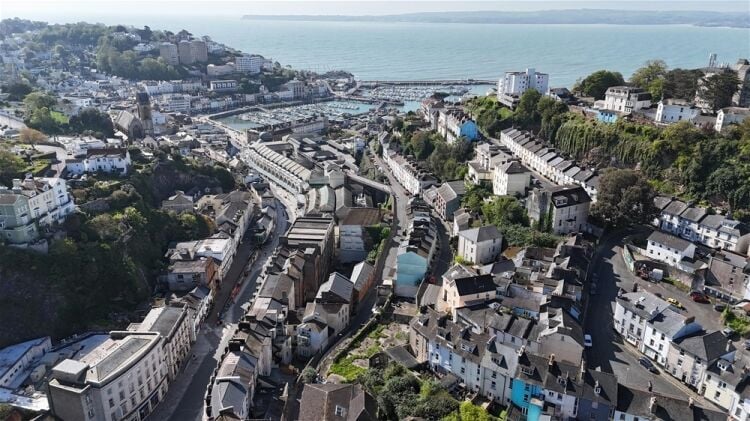 Auction Lot: Development Land with lapsed planning, Torquay For Sale in Torquay Photo 4