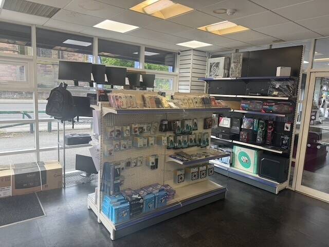 Computer Repair Shop for Sale – Stockport Photo 4