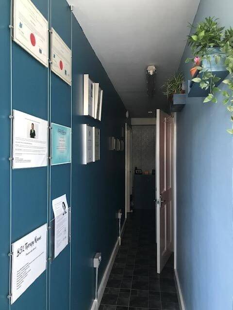 Street Level  Fully Equipped Therapy  Centre Bristol City Centre Photo 5