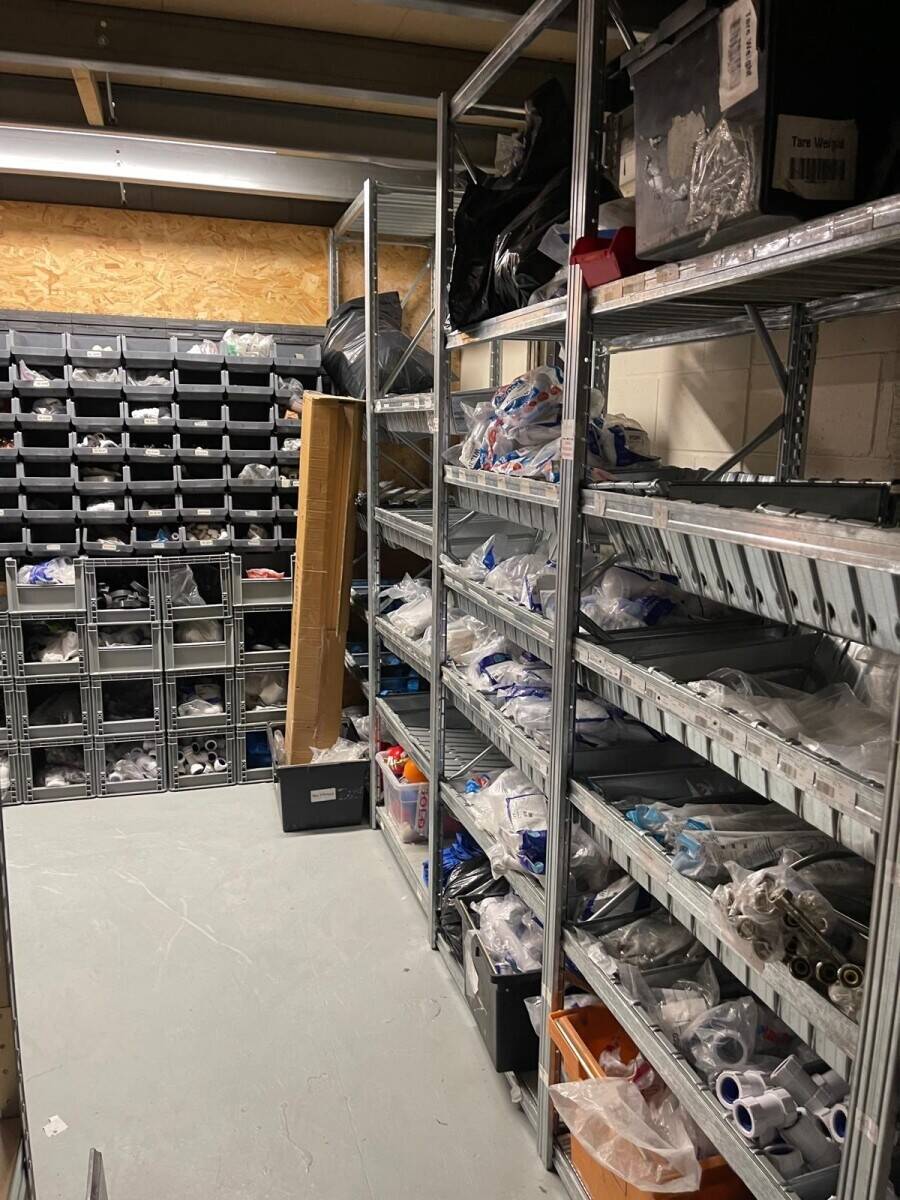 London based plumbing and heating company with 6 figures worth of stock and materials