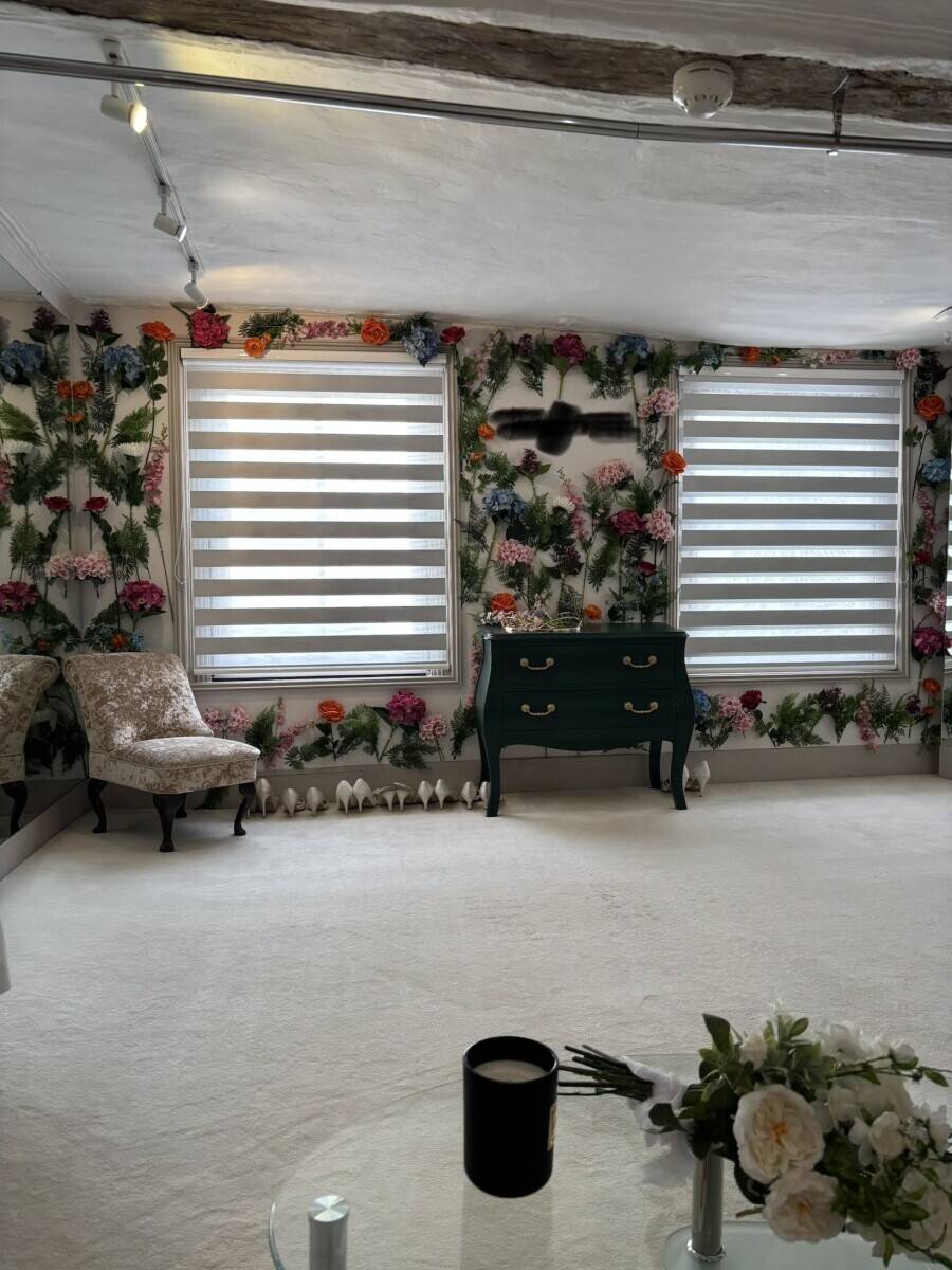 Bridal Shop for sale in Worcestershire.