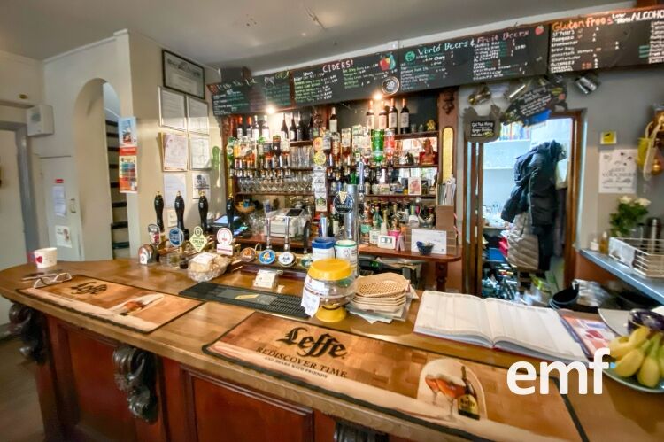 Pub, Restaurant & Takeaway