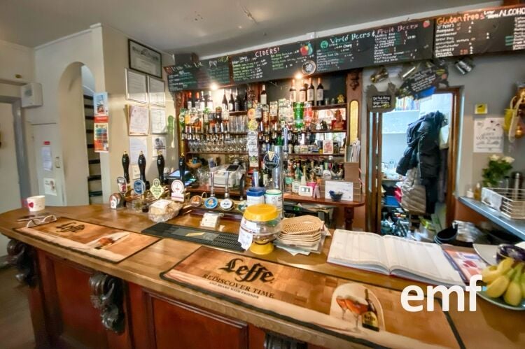 Pub, Restaurant & Takeaway Photo 4