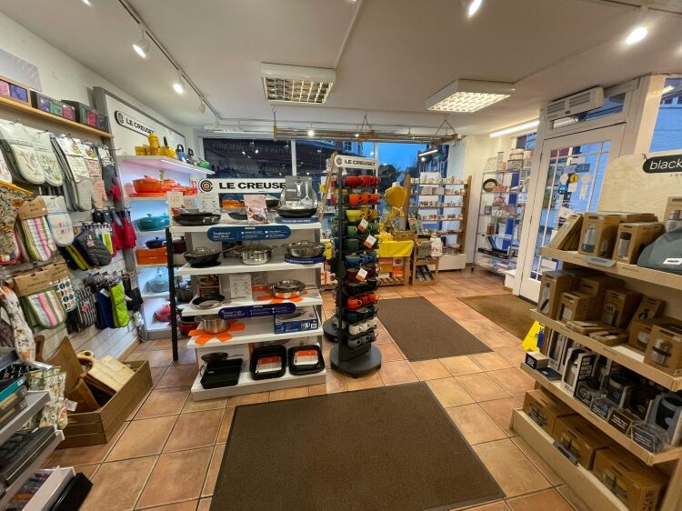 Successful Independent Town Centre Cook Shop Photo 4