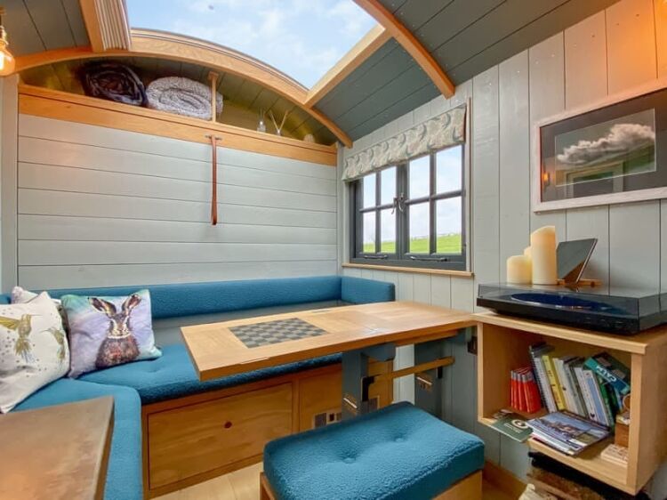 1 Bedroom Fully Equipped Holiday Home Photo 4