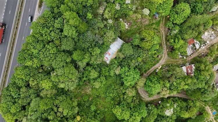 6 Acres of Land in Kingsteignton with Development Potential For Sale in Newton Abbot Photo 4